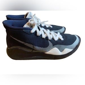 Nike zoom basketball Kevin Wayne Durant